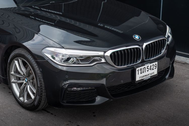 BMW Series 5 2021 520d Sedan ดีเซล ไม่ติดแก๊ส เกียร์อัตโนมัติ ดำ รูปที่ 3