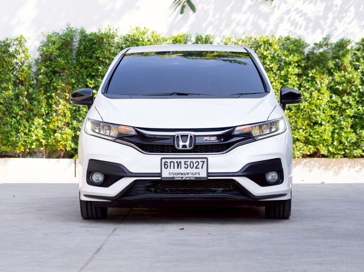 Honda Jazz 2017 1.5 RS i-VTEC Sedan เบนซิน ไม่ติดแก๊ส เกียร์อัตโนมัติ ขาว รูปที่ 2