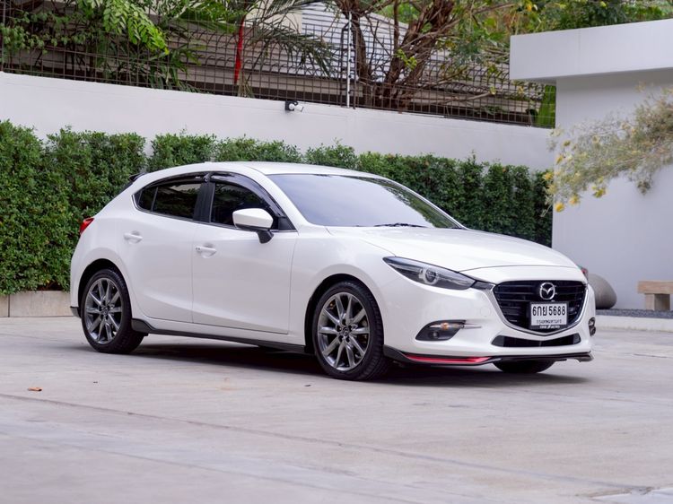 รถ Mazda Mazda3 2.0 S สี ขาว