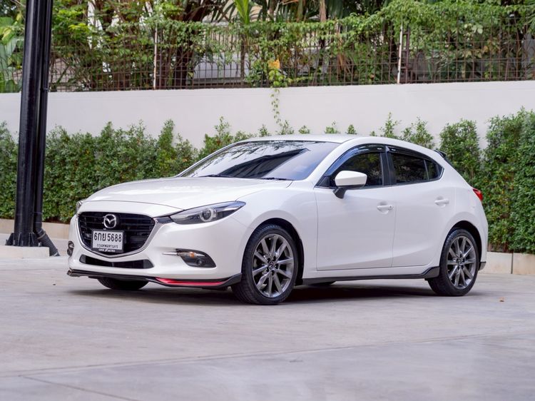 Mazda Mazda3 2017 2.0 S Sedan เบนซิน ไม่ติดแก๊ส เกียร์อัตโนมัติ ขาว รูปที่ 3