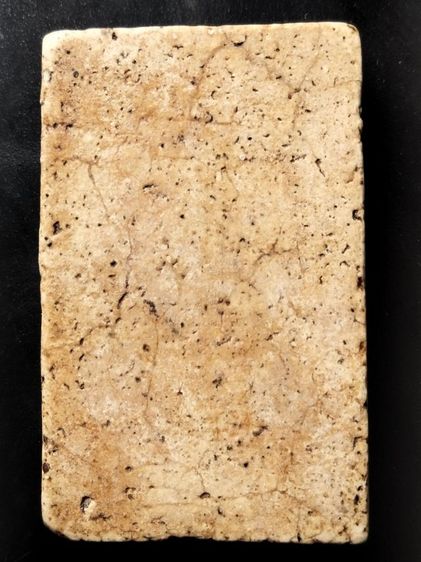 พระผงเก่าไม่ทราบเกจิ รูปที่ 2