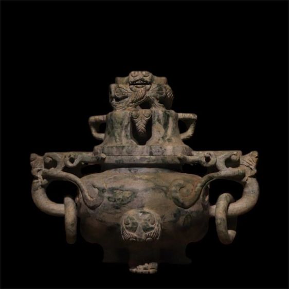 ✨กระถางธูปนีแกะสลักจากหยกเขียว  รูปที่ 2