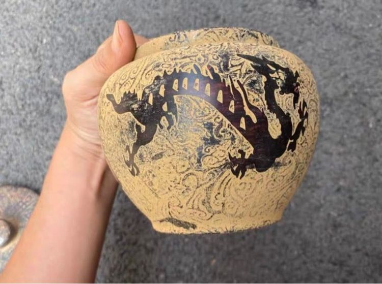 ✨ โถ้หินเก่าโบราณ“มีลวดลายสวยงาม  รูปที่ 2