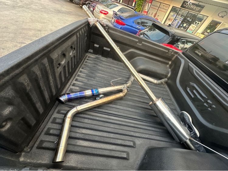 ท่อซิ่งเสียงนุ่ม