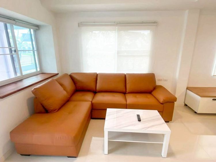 ตกแต่งครบ ให้เช่า อินดี้ บางนา–รามคำแหง2 ทาวน์โฮม 2.5 ชั้น แปลงมุม บรรยากาศเงียบสงบ เดินทางสะดวก ใกล้เมกาบางนา เฟอร์นิเจอร์ครบ พร้อมอยู่ รูปที่ 4