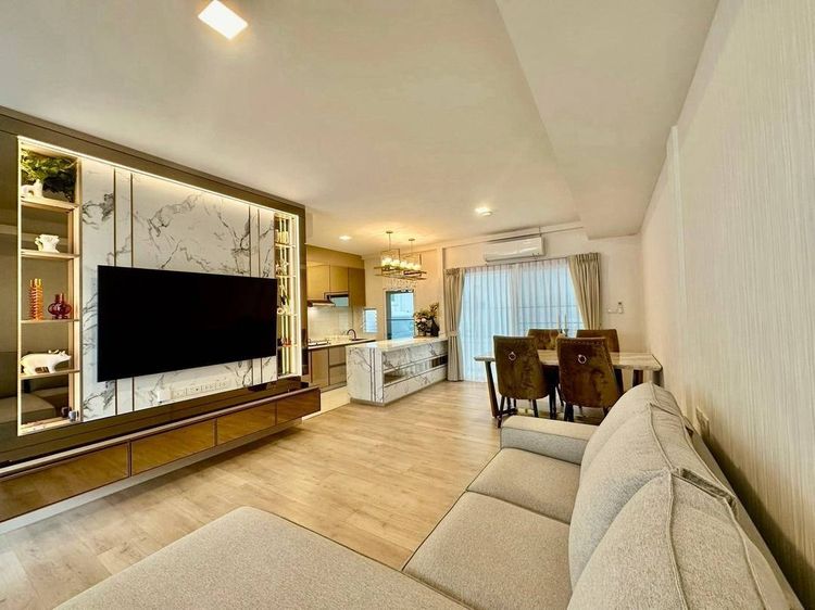 ตกแต่งครบ ให้เช่า อินดี้2 บางนา–รามคำแหง2 ทาวน์โฮม 2 ชั้น แปลงกลาง หน้าสวน เฟอร์นิเจอร์ครบ พร้อมอยู่ ใกล้เมกาบางนา และม.รามคำแหง2 รูปที่ 4