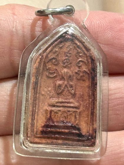 พระกรุวัดชนะสงคราม พิมพ์พระปิดตา เนื้อแดง คราบกรุ  รูปที่ 3