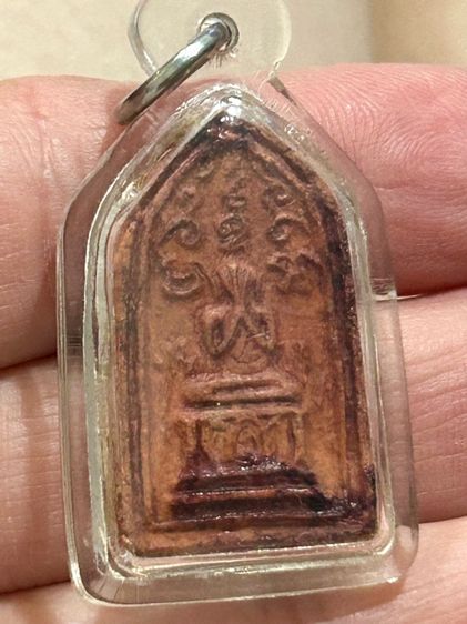 พระกรุวัดชนะสงคราม พิมพ์พระปิดตา เนื้อแดง คราบกรุ  รูปที่ 2