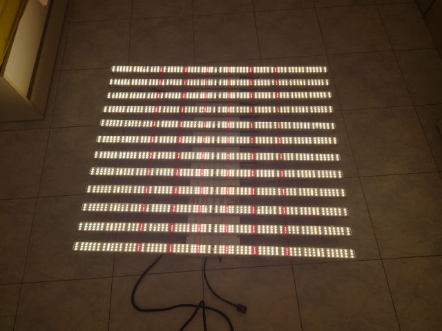 ไฟปลูก20บาร์  900W Meanwell ไดร์เวอร์6ตัว คุ้มๆ รูปที่ 4