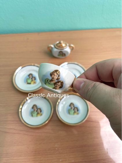 ชุดน้ำชากระเบื้องจิ๋ว เก่าสะสม รูปที่ 6