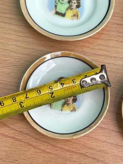 ชุดน้ำชากระเบื้องจิ๋ว เก่าสะสม รูปที่ 13