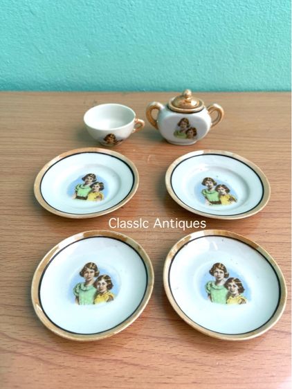 ชุดน้ำชากระเบื้องจิ๋ว เก่าสะสม รูปที่ 2