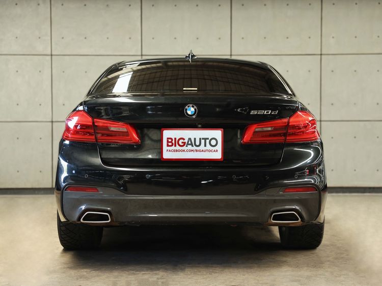 BMW Series 5 2021 520d Sedan ดีเซล ไม่ติดแก๊ส เกียร์อัตโนมัติ ดำ รูปที่ 4