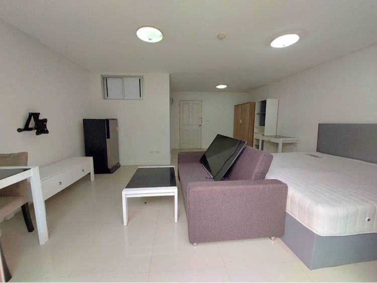 ไม่มี ไม่อนุญาต ขาย เช่าคอนโด เดอะไรส์บี 30 ตรม. ชั้น 1 เปิดร้านขายของได้ ราคาต่ำกว่าประเมินกรมฯ หลังเซ็นทรัลชลบุรี