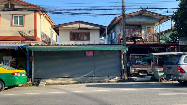  บ้านให้เช่าเคหะฉลองกรุง โซน1 ขายของหน้าบ้านได้ 