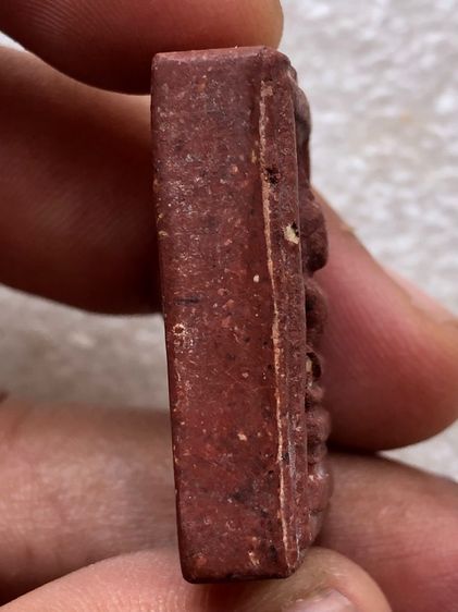 พระแหวกม่านหลวงพ่อกวย เนื้อแดง  รูปที่ 3