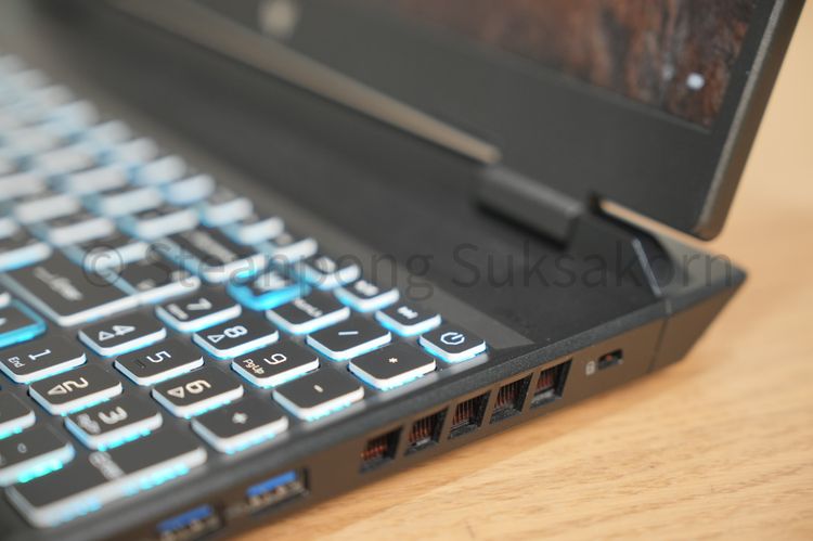 Acer Predator Helios Neo 16 PHN16-71-921N (เจ้าของขายเอง) ประกันศูนย์ 08-2026 รูปที่ 9