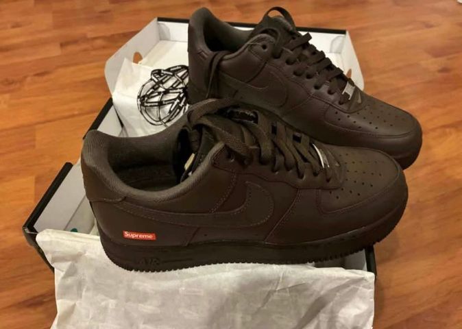 Nike AF1 x Supreme  (NEW)

𝐒𝐮𝐩𝐫𝐞𝐦𝐞® 𝐱 𝐍𝐢𝐤𝐞 𝐀𝐢𝐫 𝐅𝐨𝐫𝐜𝐞 𝟏 ' 𝐋𝐨𝐰 "𝐁𝐚𝐫𝐨𝐪𝐮𝐞 𝐁𝐫𝐨𝐰𝐧"

ขาย Nike air force 1 รุ่น “ Supreme " Brown

สีน้ำตาล ของใหม่แท้ 
 รูปที่ 6