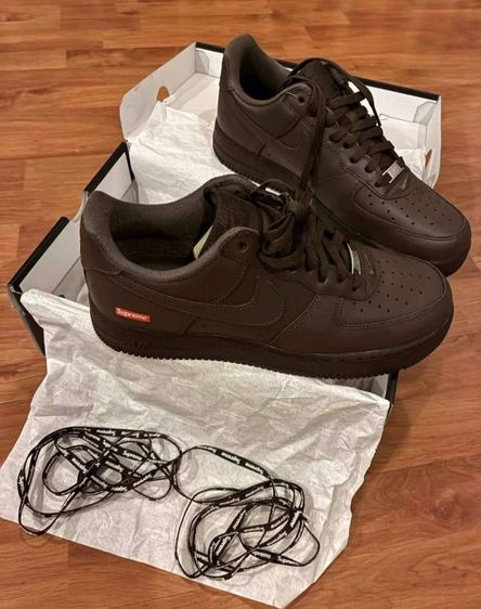 Nike AF1 x Supreme  (NEW)

𝐒𝐮𝐩𝐫𝐞𝐦𝐞® 𝐱 𝐍𝐢𝐤𝐞 𝐀𝐢𝐫 𝐅𝐨𝐫𝐜𝐞 𝟏 ' 𝐋𝐨𝐰 "𝐁𝐚𝐫𝐨𝐪𝐮𝐞 𝐁𝐫𝐨𝐰𝐧"

ขาย Nike air force 1 รุ่น “ Supreme " Brown

สีน้ำตาล ของใหม่แท้ 
 รูปที่ 7