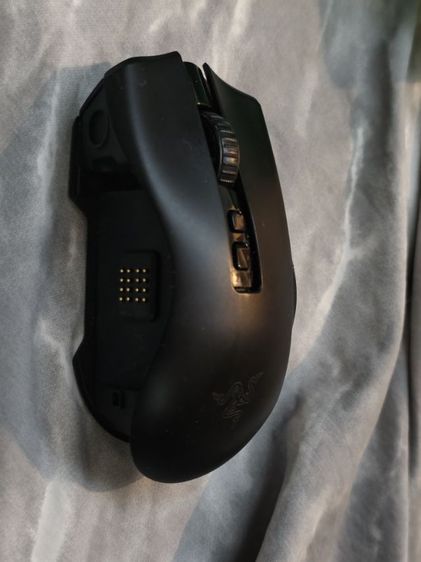 Razer Naga V2 Pro เมาส์เกมมิ่ง รูปที่ 2