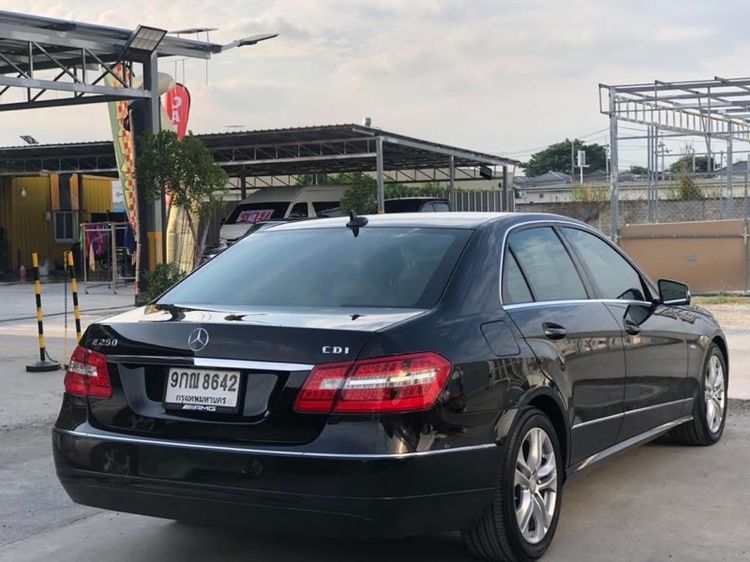 Mercedes-Benz E-Class 2011 E250 CDI Sedan ดีเซล เกียร์อัตโนมัติ ดำ รูปที่ 4