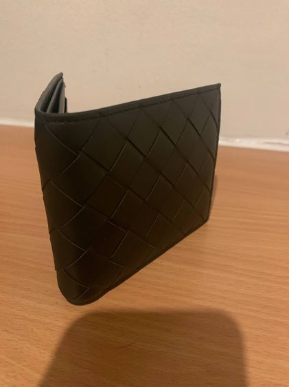 BOTEEGA VENETA  lntrecciato Bi Fold wallet รูปที่ 4