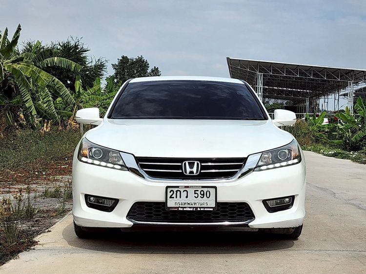 รถ Honda Accord 2.0 EL i-VTEC สี ขาว