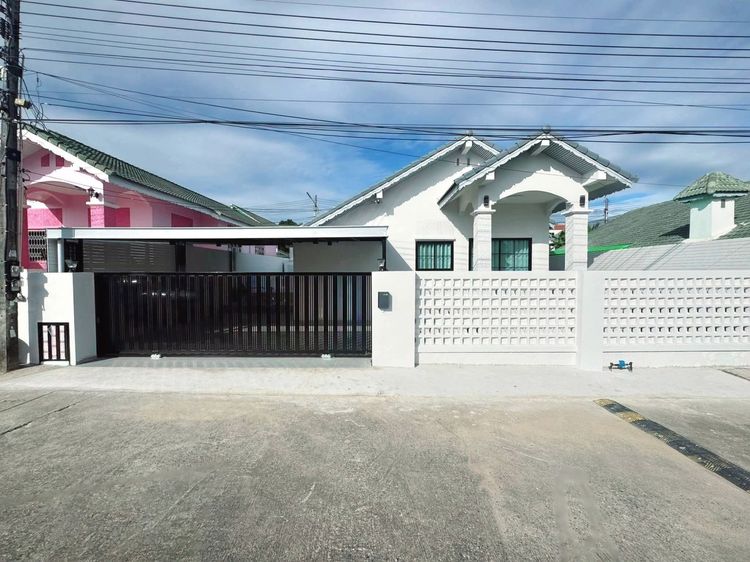 ตกแต่งครบ พูลวิลล่าเขาน้อยพัทยา ราคาเพียง 5.99 ลบ.‼️