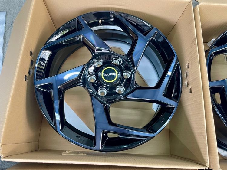 ล้อแม็ก ISUZU MU-X RS ขอบ 20” ถอดป้ายแดง รูปที่ 4