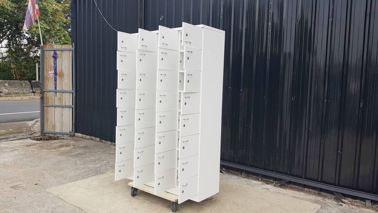 ตู้ล็อคเกอร์ไม้ 32 ช่อง สีขาว รูปที่ 5