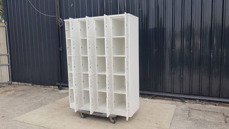 ตู้ล็อคเกอร์ไม้ 20 ช่อง สีขาว รูปที่ 6