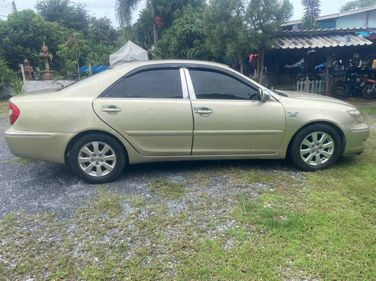 Toyota Camry 2024 2.0 E Sedan เบนซิน ไม่ติดแก๊ส เกียร์อัตโนมัติ บรอนซ์ทอง