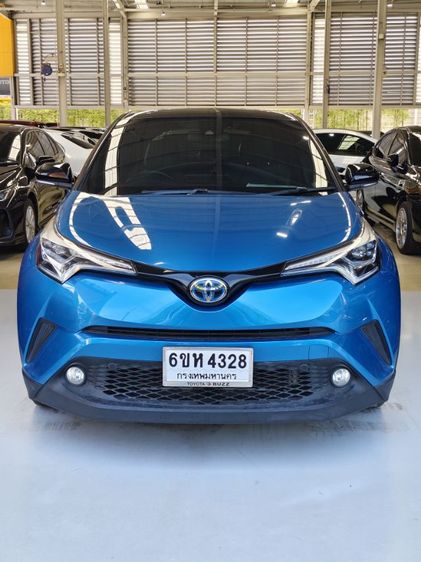 Toyota C-HR 2018 1.8 HV Hi Sedan ไฮบริด เกียร์อัตโนมัติ น้ำเงิน รูปที่ 2