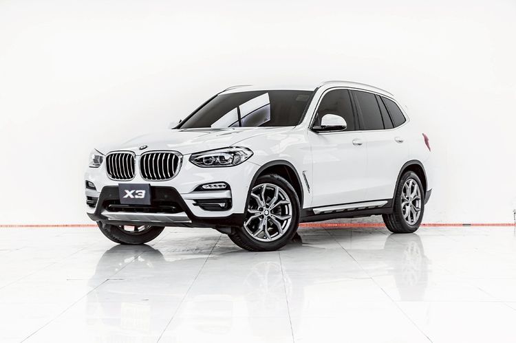 รถ BMW X3 2.0 xDrive20d 4WD สี ขาว