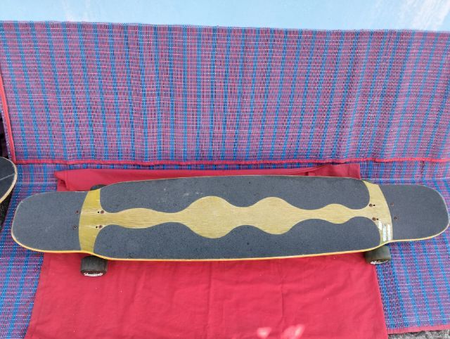 Long board (เสก๊ตบอร์ด)