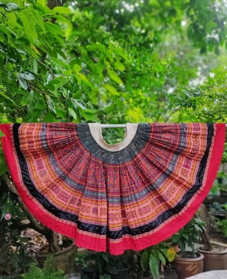 กระโปรงม้ง–ธิเบต ออริจินัล ของแท้ร้อยเปอร์เซ็นต์...Rare Original HmongTibet–HillTribe–Traditional
 รูปที่ 14