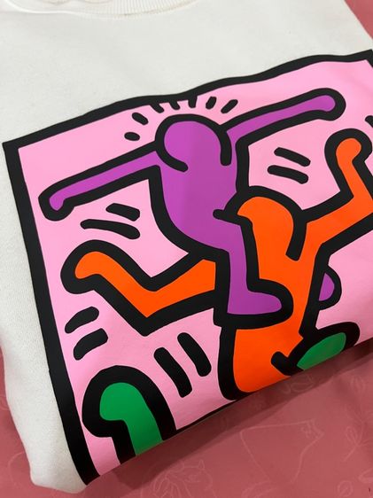 แท้ส่งต่อ HM x Keith Haring Art Graphic White Sweatshirt size L  รูปที่ 5