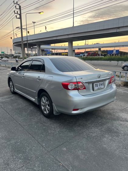 Toyota Corolla 2012 1.6 GXi Sedan เบนซิน ไม่ติดแก๊ส เกียร์อัตโนมัติ บรอนซ์เงิน รูปที่ 4