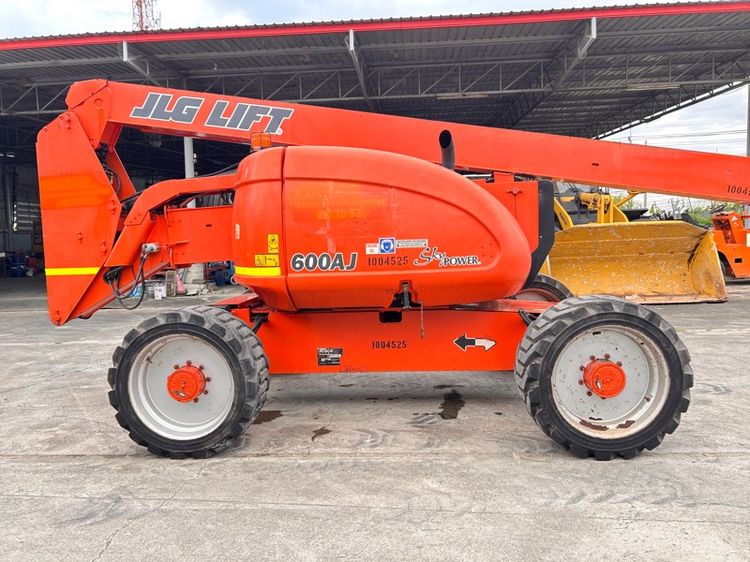 ขายรถกระเช้าบูมลิฟต์ JLG  รุ่น 600AJ ความสูง 18.3 เมตร รถเก่านอก รูปที่ 3