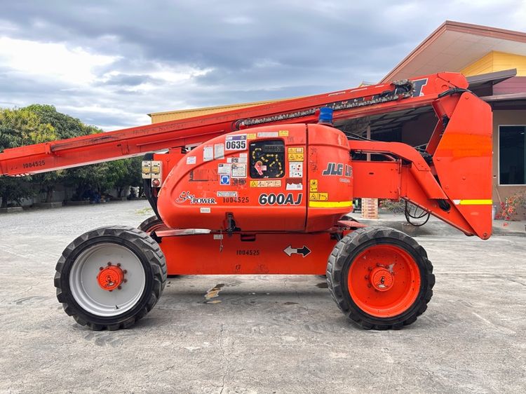 ขายรถกระเช้าบูมลิฟต์ JLG  รุ่น 600AJ ความสูง 18.3 เมตร รถเก่านอก รูปที่ 5