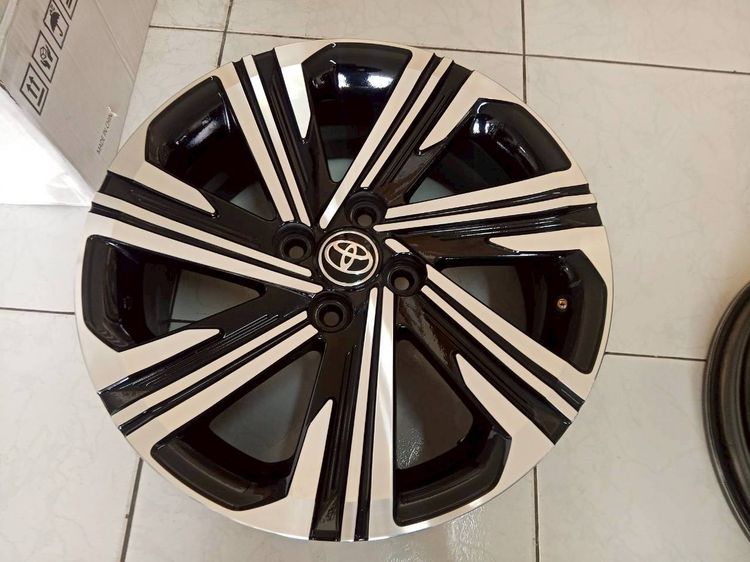 แม็กถอดป้ายแดง Toyota 4รู100  ขอบ16 ตัวใหม่ รูปที่ 5