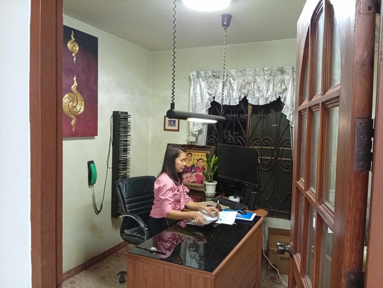 อื่นๆ มีบางส่วน สร้างเสร็จก่อน 2010 บ้านใจกลางพัทยา ทำเลดีเยี่ยม ติดตลาด ติด 7-ELEVEN ห้างต่างๆ ห่างทะเล หาดพัทยา เซ็นทรัล 2 ก.ม. รูปที่ 4