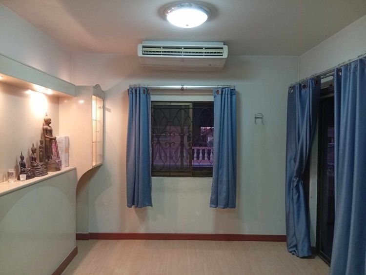 อื่นๆ มีบางส่วน สร้างเสร็จก่อน 2010 บ้านใจกลางพัทยา ทำเลดีเยี่ยม ติดตลาด ติด 7-ELEVEN ห้างต่างๆ ห่างทะเล หาดพัทยา เซ็นทรัล 2 ก.ม. รูปที่ 3