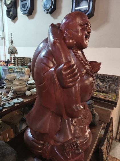 พระสังกัจจายน์ไม้ แบกถุงเงิน รูปที่ 2