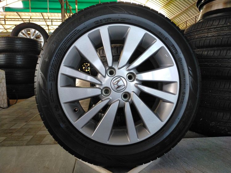 อื่นๆ อื่นๆ 15" แม็กฮอนด้า ขอบ15 สีเดิม พร้อมยางดันลอป 185 60 15 ปี23 ยางสวยทุกเส้นใส่ jazz city