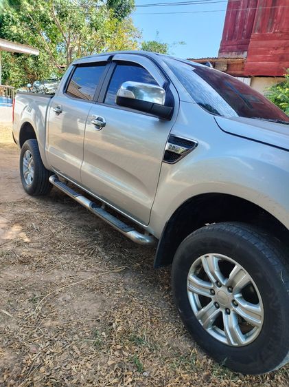 รถ Ford Ranger 2.0 Hi-Rider XLT สี บรอนซ์เงิน