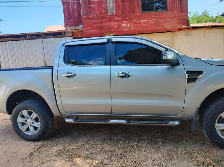 Ford Ranger 2013 2.0 Hi-Rider XLT Pickup ดีเซล เกียร์ธรรมดา บรอนซ์เงิน รูปที่ 2