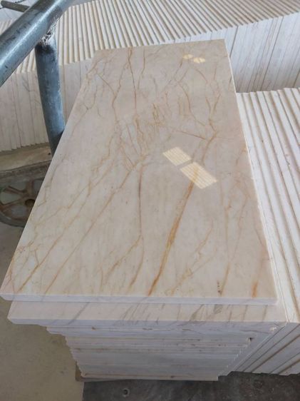 แผ่นปูพื้นกระเบื้องหินอ่อนแท้ขนาด 30 คูณ 60 ซมตารางเมตรละ รูปที่ 2