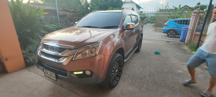 Isuzu MU-X 2014 3.0 Utility-car ดีเซล เกียร์อัตโนมัติ น้ำตาล รูปที่ 2