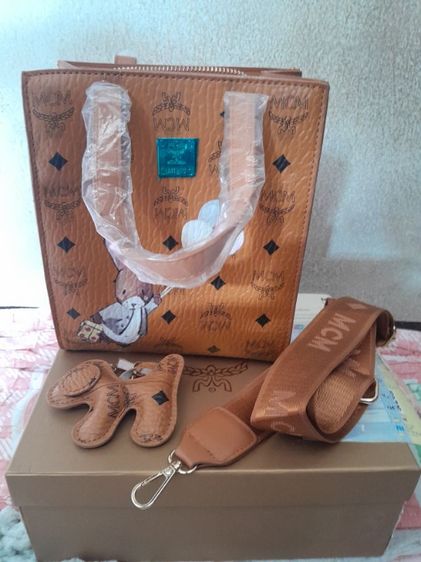 กระเป๋า MCM งานไม่มีป้ายขาว